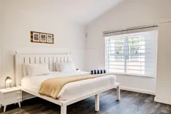 Villa Santorini in Hout Bay – photo 38 thumbnail