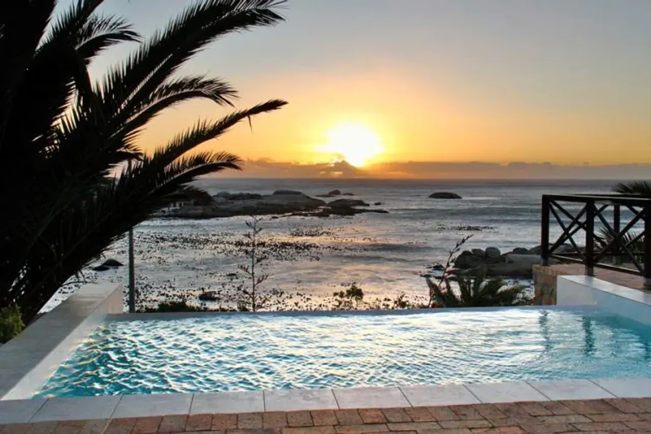 Camps Bay Terrace Palm Suite in Camps Bay