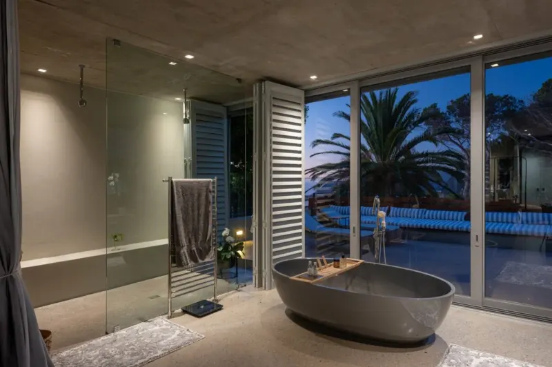 Willesdon Villa in Camps Bay – photo 45