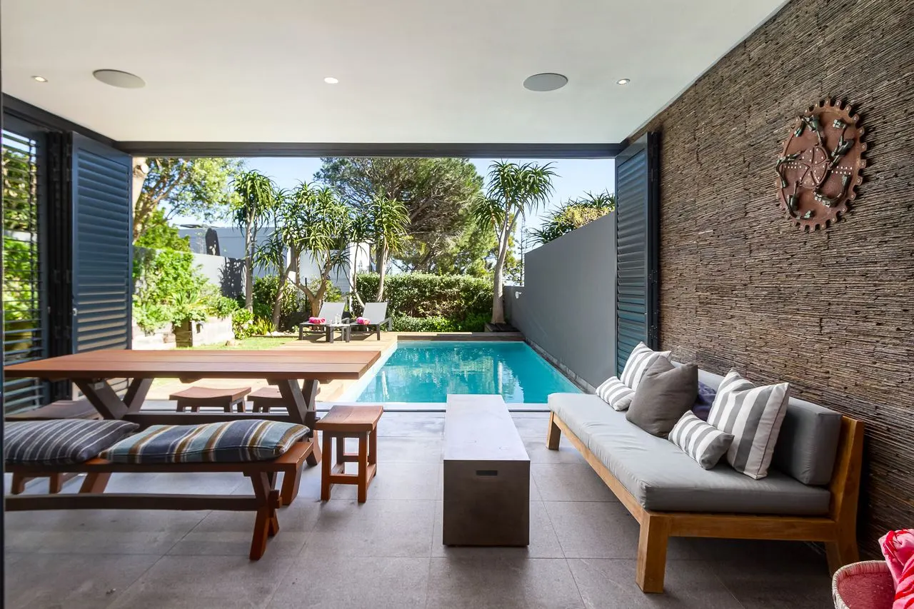 Little Glen Views in Camps Bay