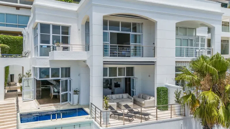 Ocean View Elegance in Bantry Bay – photo 4