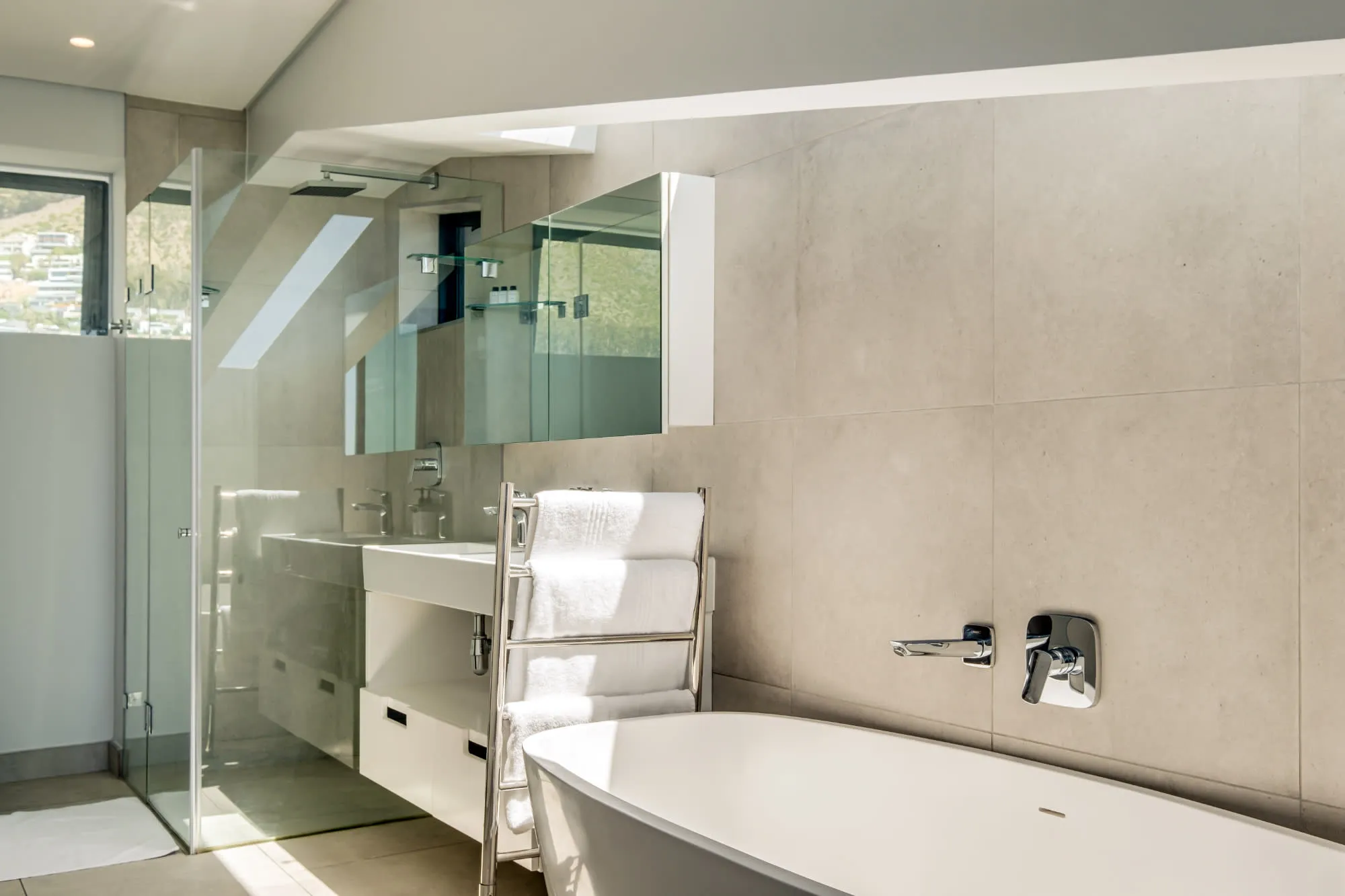 property_35f78cee-8529-4ac8-ae10-18f62cc0d5b3_13