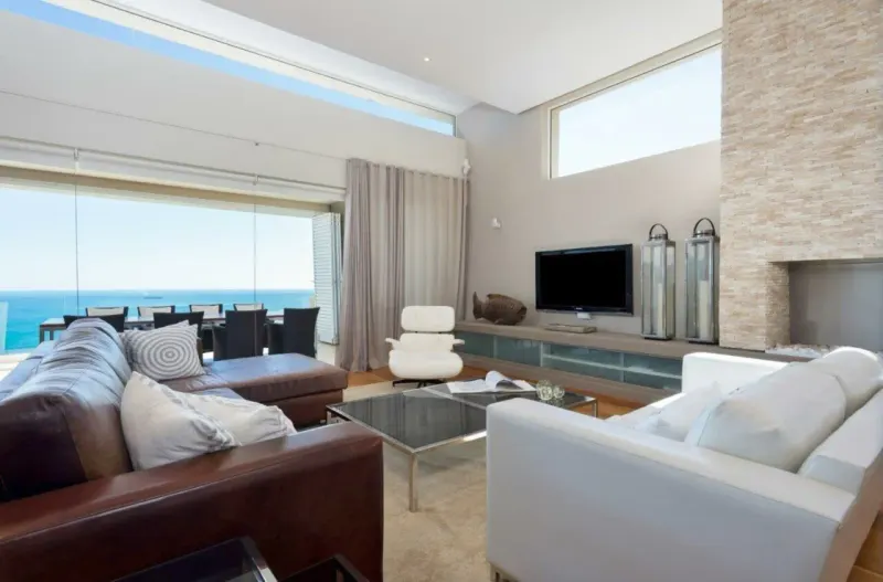 Theresa Luxe - Luxury Villa with pool & ocean views in Bakoven – photo 2
