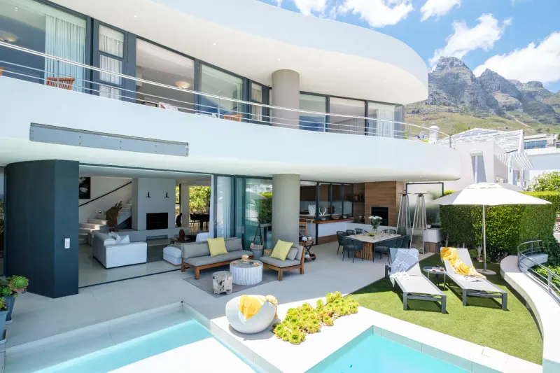 Ocean's 33 Villa in Camps Bay – photo 25
