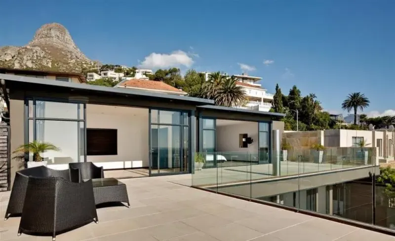 Kloof Heights in Bantry Bay – photo 1