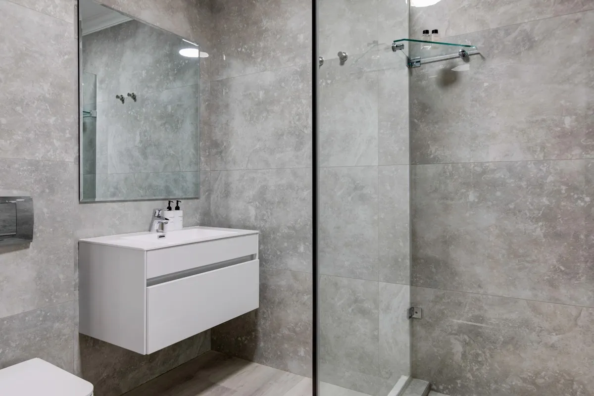 property_370bf910-8fec-473c-bcab-030fabe1fe99_20