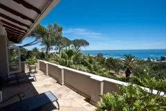 Quebec Villa in Camps Bay – photo 1 thumbnail