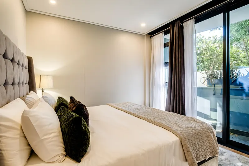 Bantry Suite (101) in Bantry Bay – photo 18