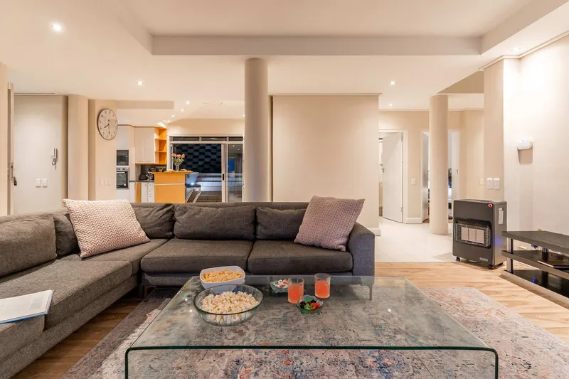 Sunset Azure Villa in Camps Bay – photo 33