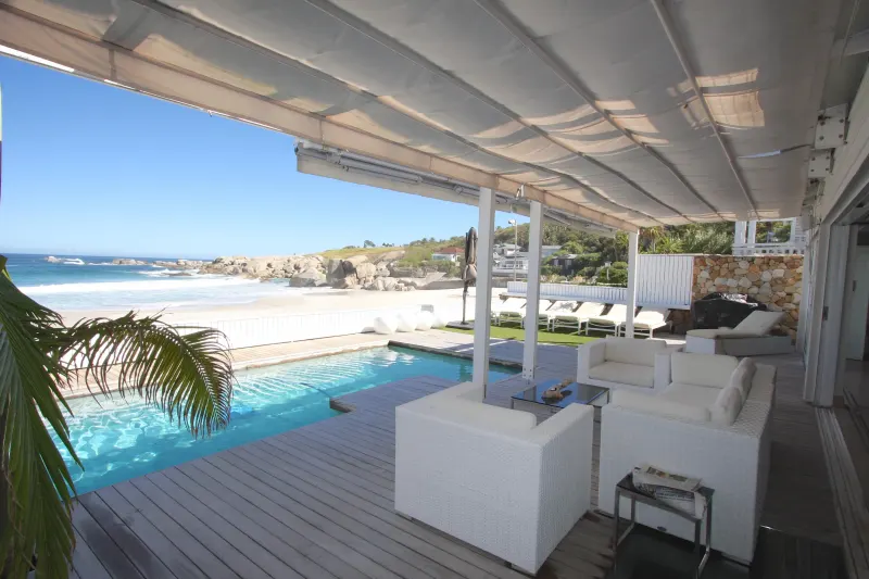 Glen Beach Bungalow in Camps Bay – photo 12
