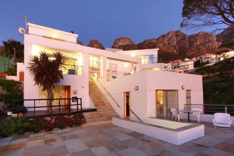 Camps Bay Blue in Camps Bay – photo 2