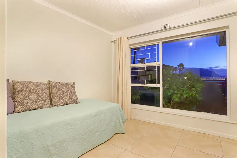 Pentz Drive Villa in Flamingo Vlei – photo 17