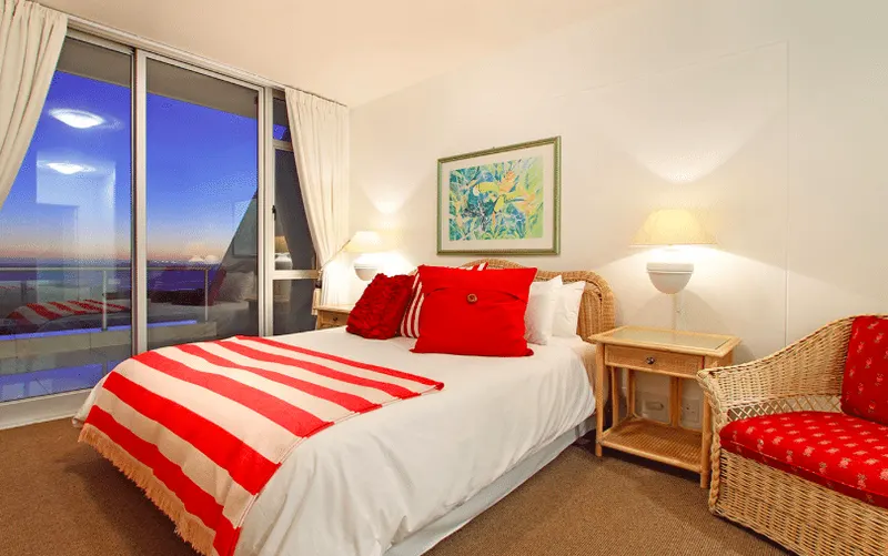 Dolphin Beach H104 in Bloubergstrand – photo 9