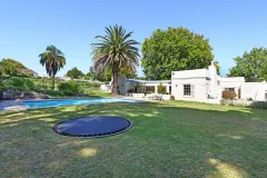 Constantia Sunkissed Villa in Airlie – photo 9 thumbnail