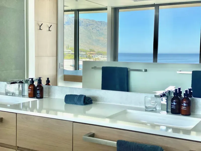 Epic Villa in Camps Bay – photo 17