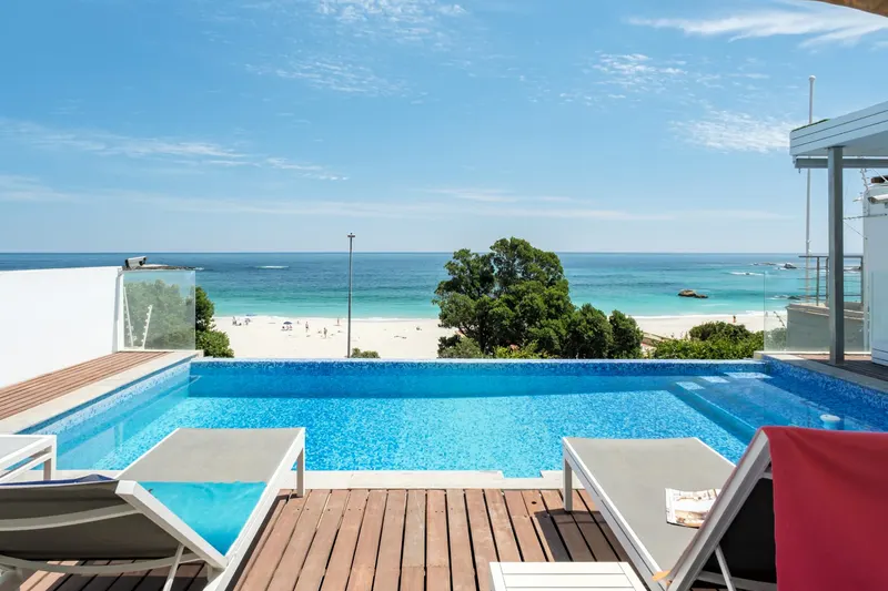 Villa Bleu Blanc in Camps Bay – photo 21