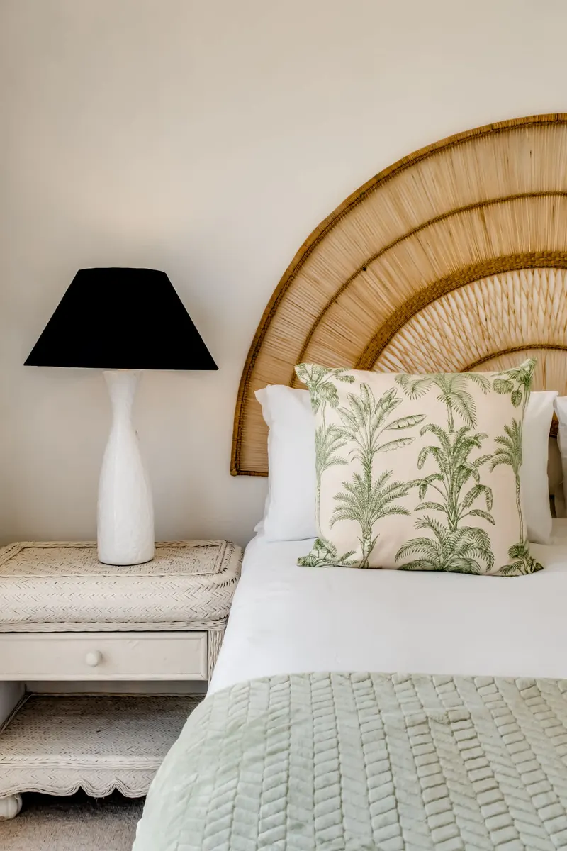Sunset Sanctuary in Camps Bay – photo 17