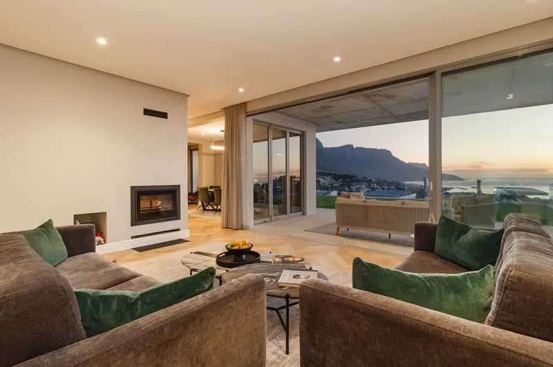30 on Sedgemoor in Camps Bay – photo 31