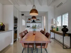 3 Degrees North Villa in Green Point – photo 1 thumbnail