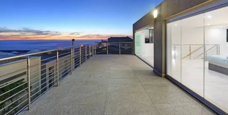 Biccard Views Villa in Bloubergstrand – photo 2