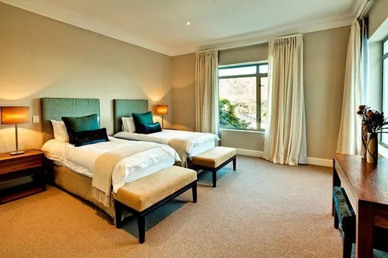 Stirrup Lane Villa in Hout Bay – photo 12