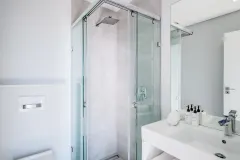 Penthouse on S in Three Anchor Bay – photo 15 thumbnail