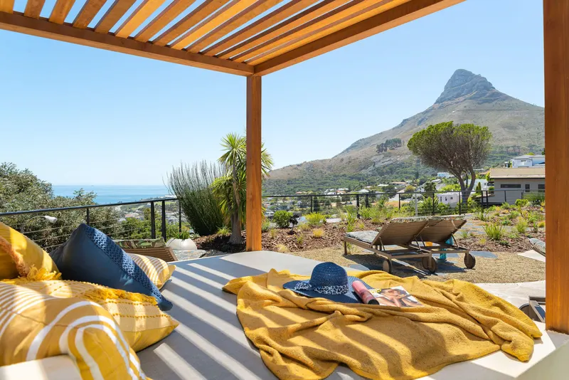15 Woodford in Camps Bay – photo 21