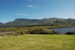 Lake Michelle Noordhoek in The Lakes – photo 7 thumbnail