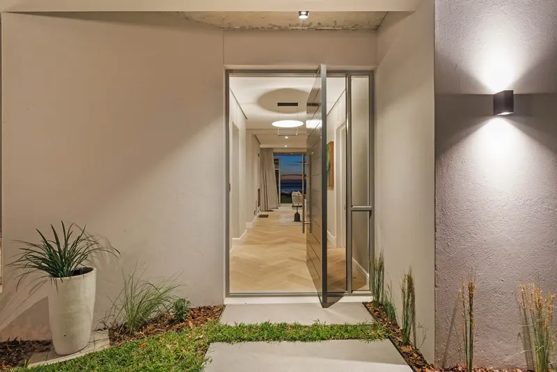 30 on Sedgemoor in Camps Bay – photo 43