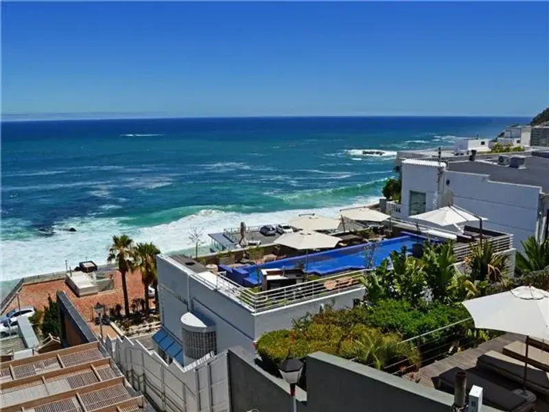 Clifton Gardens in Clifton – photo 38