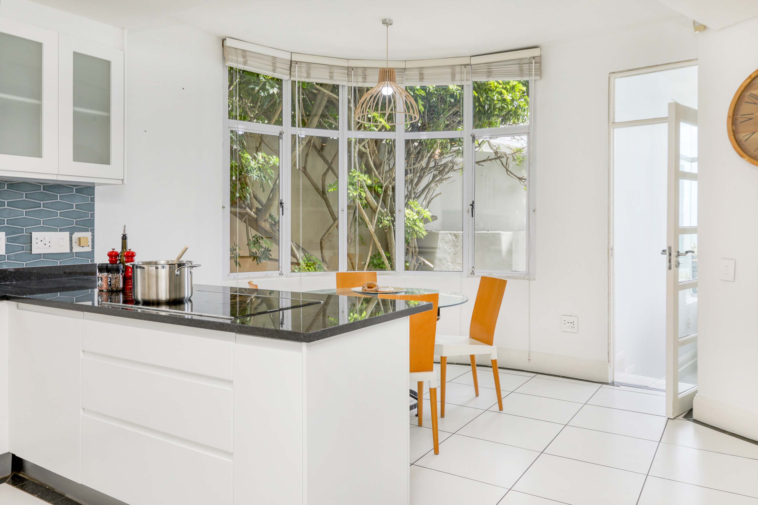 property_3a63d9a2-e867-4c97-987f-b3c09756553b_32