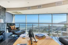 Ocean View Oasis - Camps Bay Loft with pool in Bakoven – photo 12 thumbnail