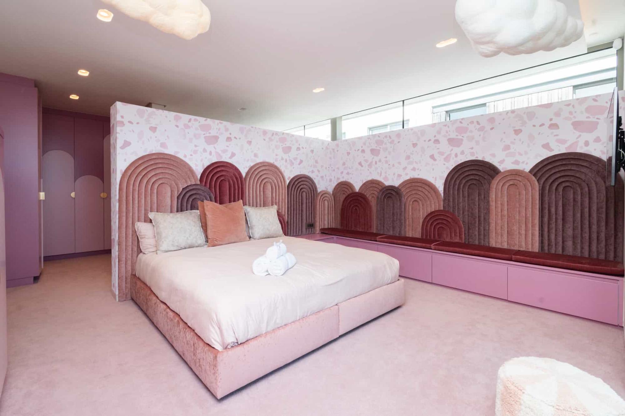 property_3afb893b-024b-409f-bb89-42b8e99a8bdb_19