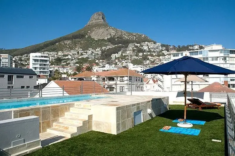 Bantry Beach Penthouse in Bantry Bay – photo 9