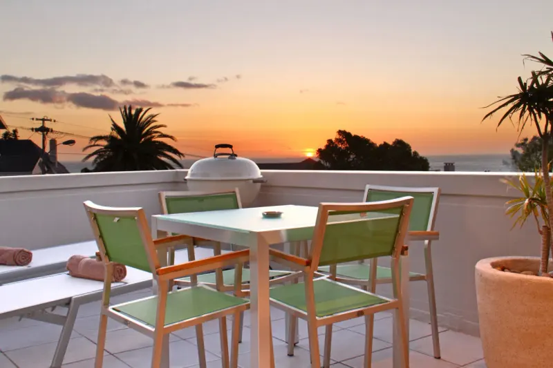 Lion's View Penthouse in Camps Bay – photo 9