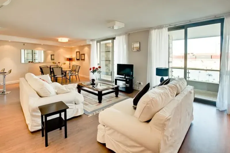 Canal Quays Apartment in V&A Waterfront – photo 2