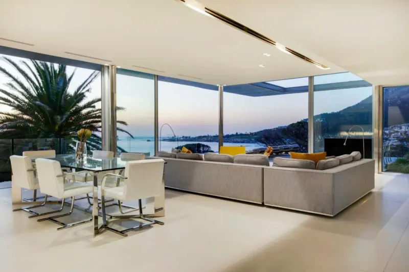 The Crescent in Camps Bay – photo 10