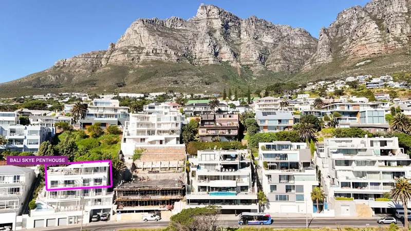 BALI SKYE PENT (CB019B) in Camps Bay – photo 33