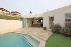 Bayview 40 in Bloubergstrand – photo 19 thumbnail