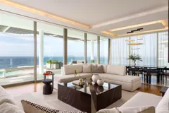 East West Penthouse in Mouille Point – photo 2 thumbnail