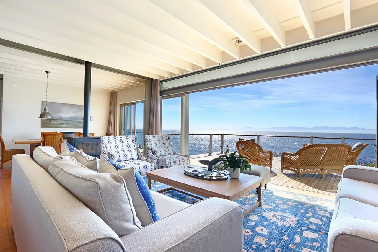 The Rocks Villa in Simon's Town