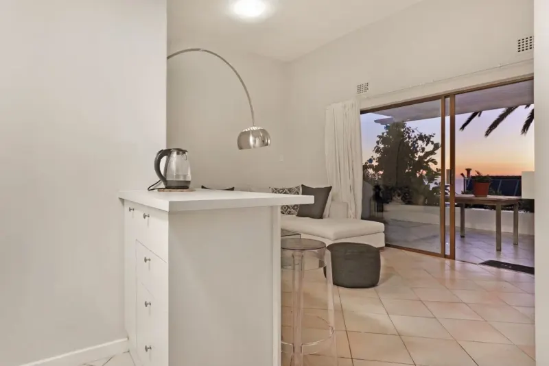 Clifton Gardens Studio in Clifton – photo 12