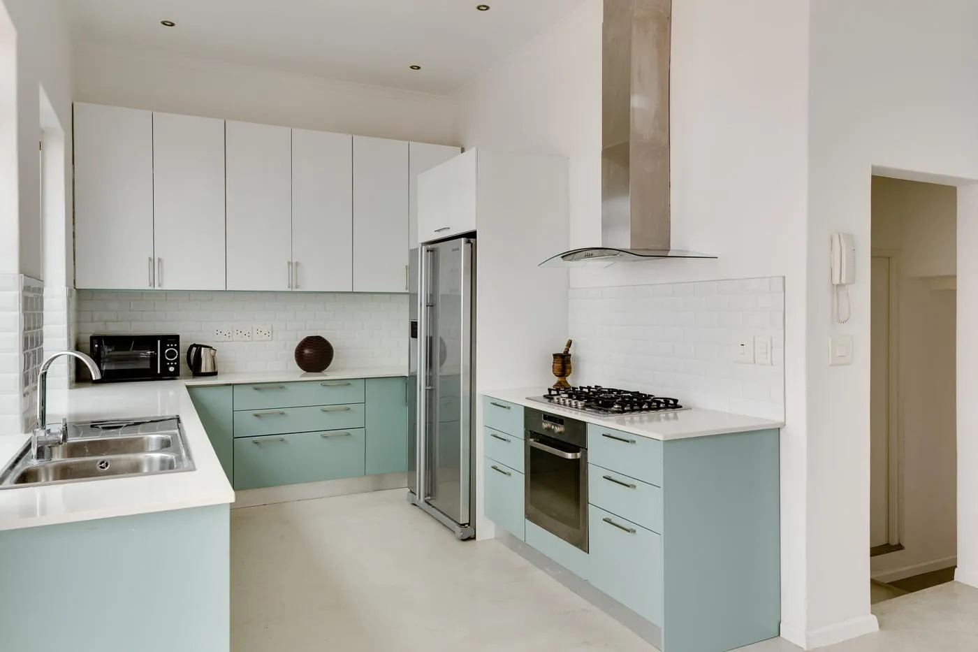 property_3ccc3f83-d913-40a2-96e8-a14b6a006a88_6