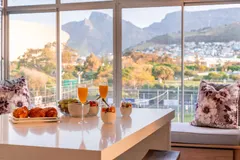 Emerald Horizon Mouille Point in Mouille Point – photo 2 thumbnail