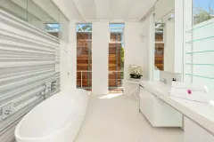 Villa Strathmore in Camps Bay – photo 4 thumbnail