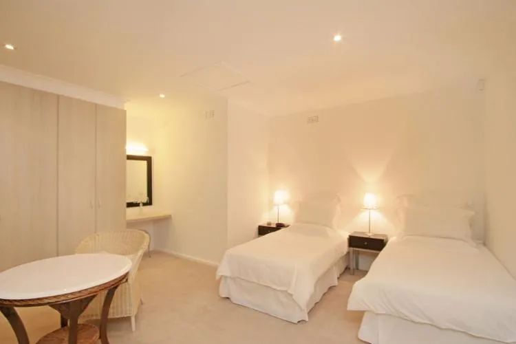 property_3dfd4806-0ec9-483e-ad8c-de96be2f9b19_13