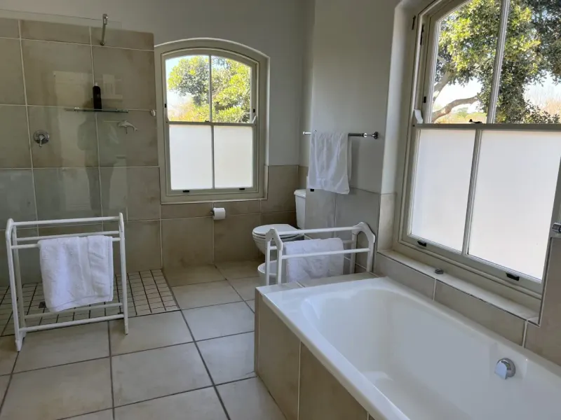 Constantia Valley Villa in Silverhurst – photo 56