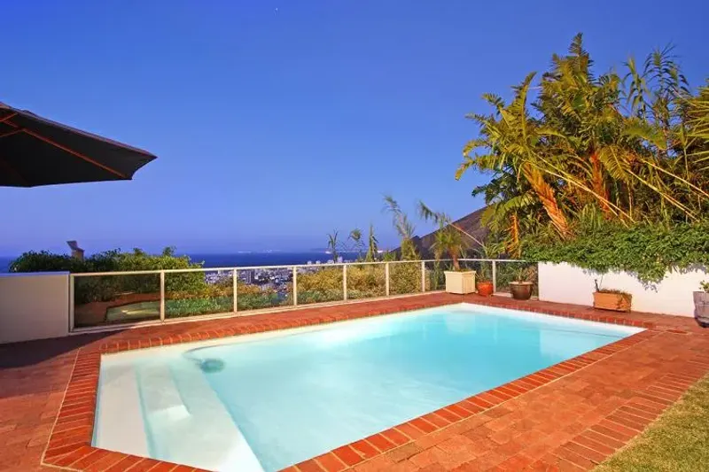 Avenue Bartholomew Villa in Fresnaye – photo 2