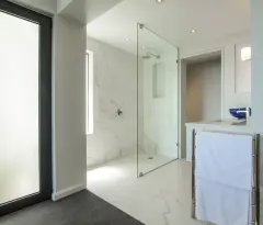 Villa Vue Mer in Bantry Bay – photo 13 thumbnail