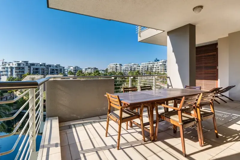 Lawhill Luxury 2 Bedroom in V&A Waterfront – photo 3